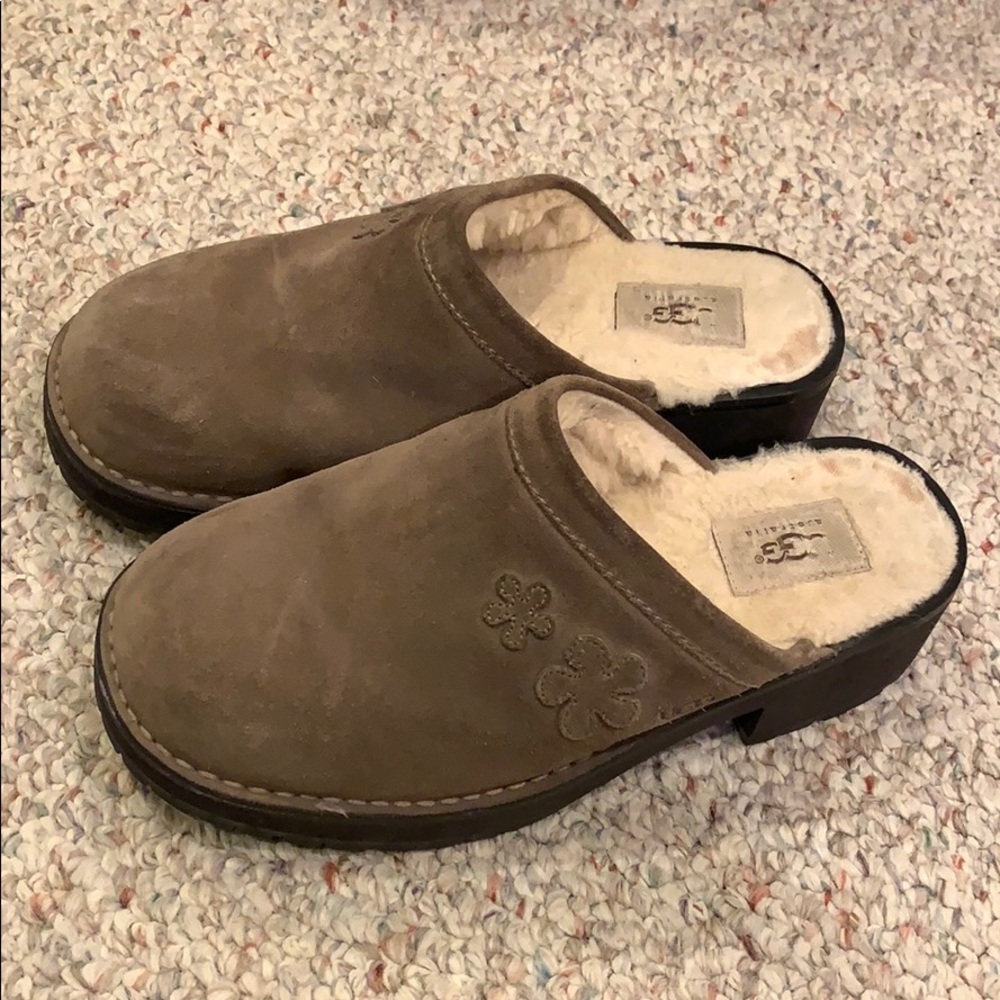 UGG slides